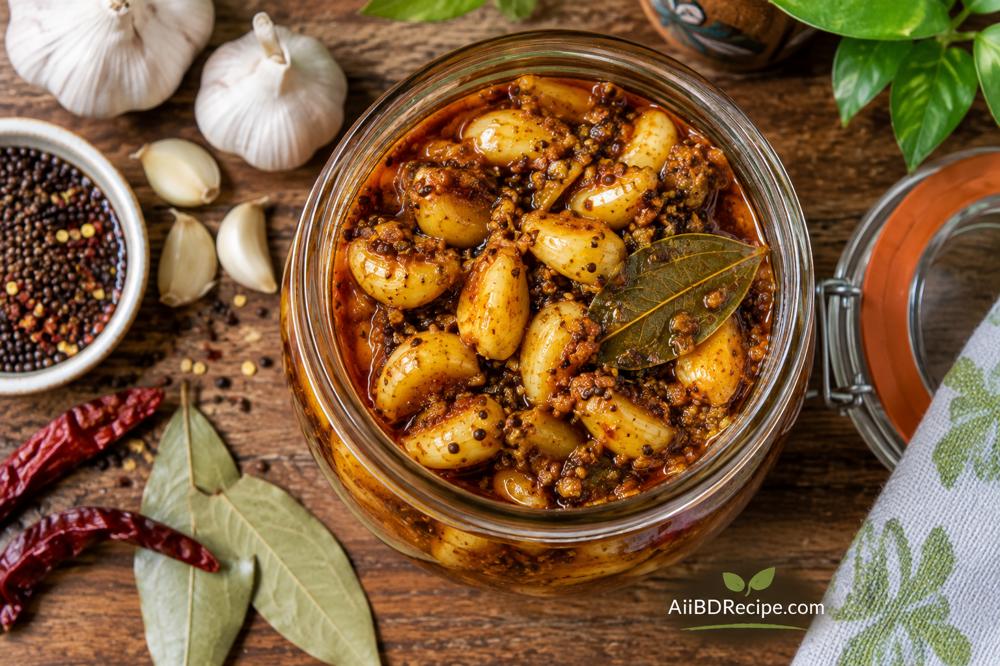 রসুনের আচার